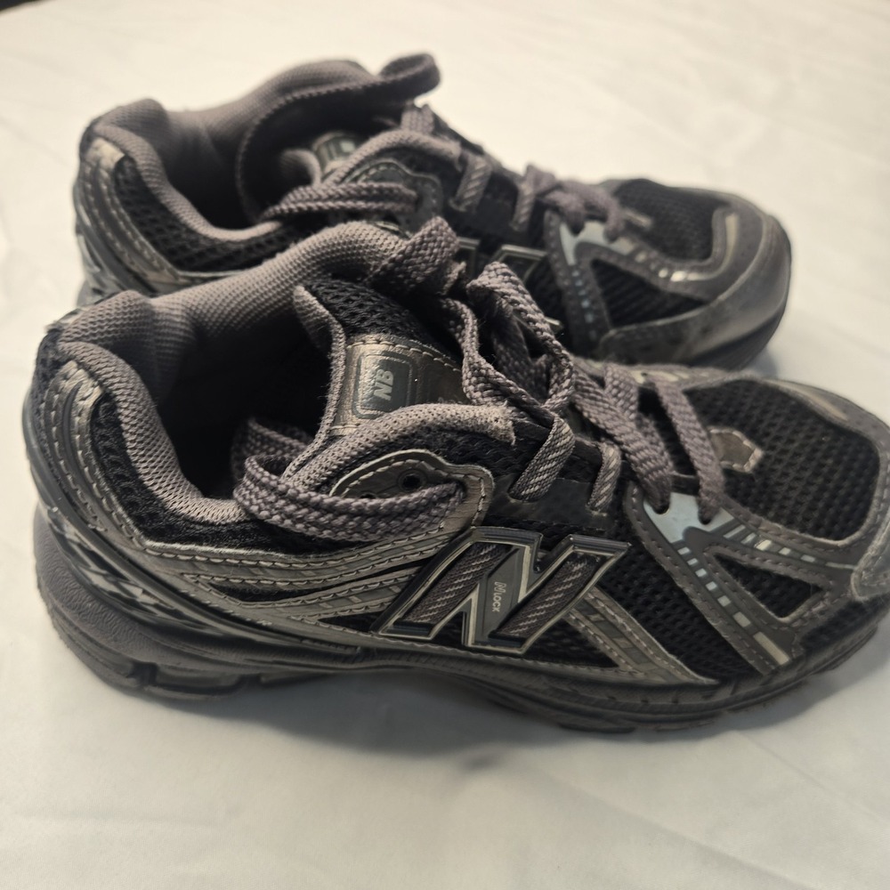 New Balance Boys 1906 Sneakers Mesh Grey Black PC1906CG Size 13 Kids - Picture 3 of 8